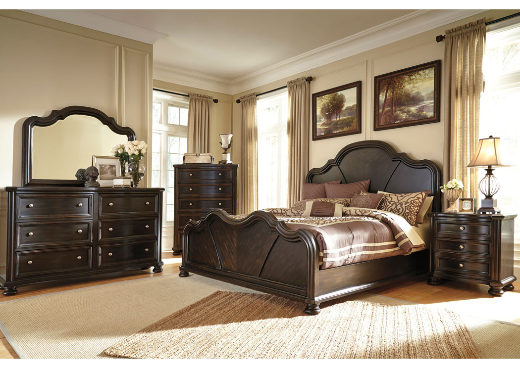 Shardinelle King Panel Bed, Dresser & Mirror,Benchcraft