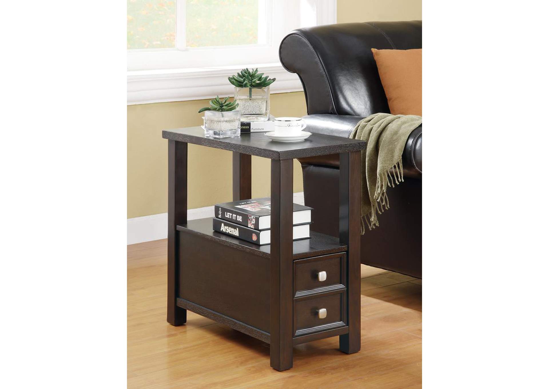 Frankfort Discount Warehouse Frankfort, KY Cappuccino Accent Table