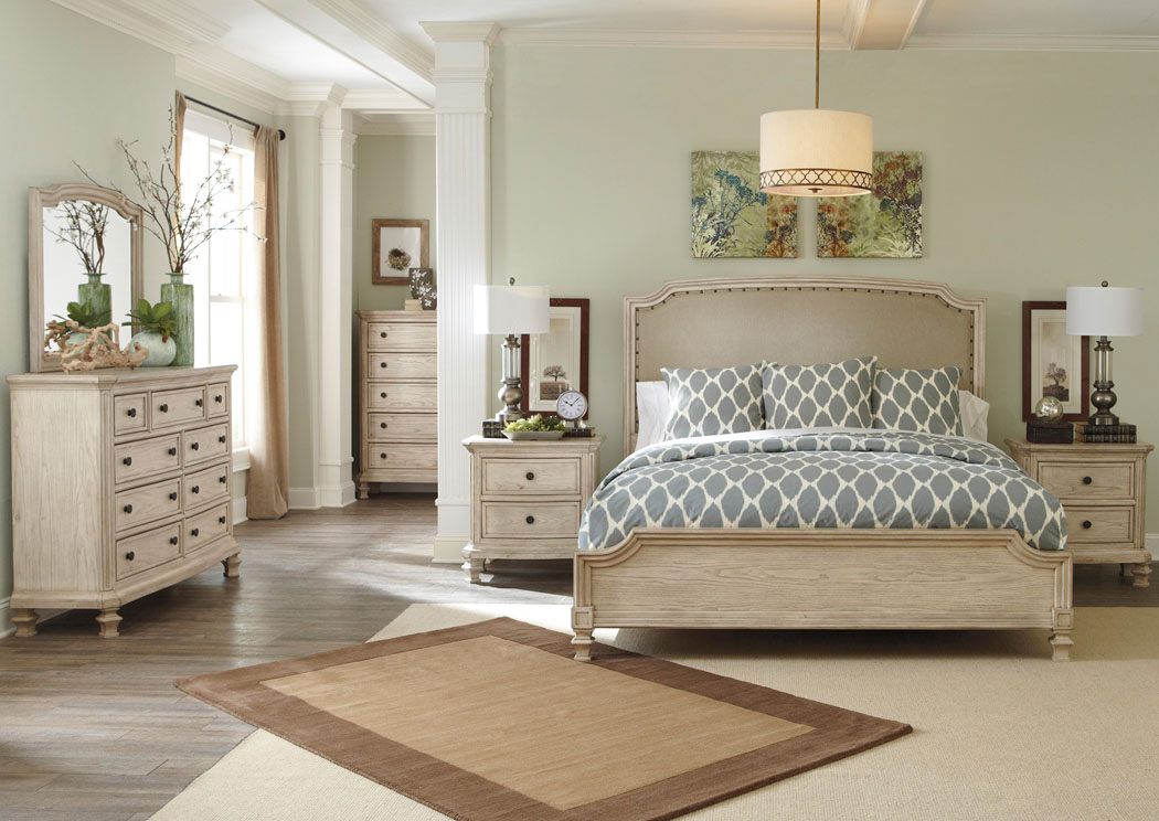 Sparks Furniture Demarlos Queen Upholstered Panel Bed